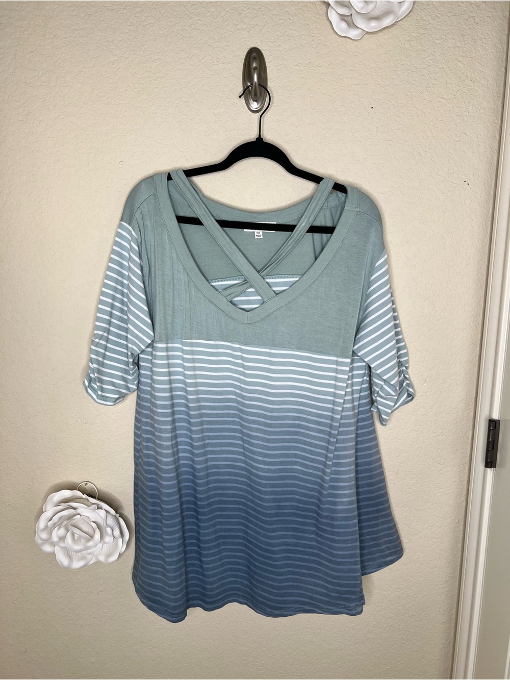 NTM: Umgee Striped Color Block Criss Cross V-Neck Tunic Top 1XL